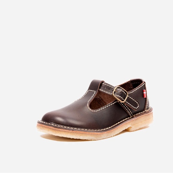 Duck feet shoes! - Picture 1 of 9